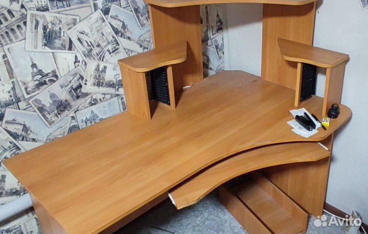 Компьютерный стол бу бесплатно