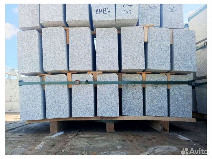 Гранитный бордюр оптом