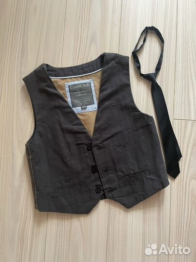 Жилет + галстук для мальчика р.128