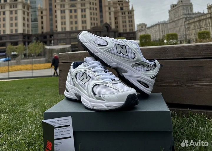 New Balance 530 Metallic Silver