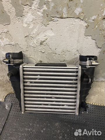 Интеркулер Audi A4 B7 правый турбо