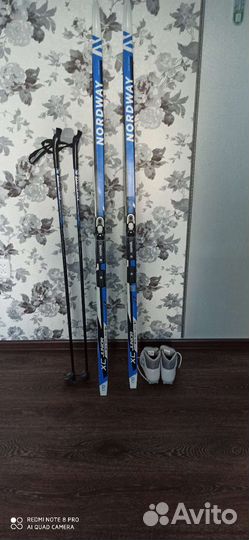 Беговые лыжи