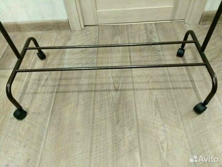 Вешалка напольная гардеробная