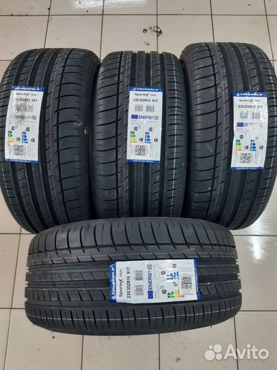 Triangle TH201 235/35 R19