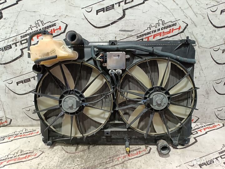 Радиатор двигателя toyota 2GR-FSE 3GR-FSE 4GR-FSE crown. GRS181 GRS182 GRS183 GRS184 GRS200 GRS201 G