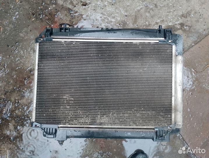 Радиатор охлаждения Toyota