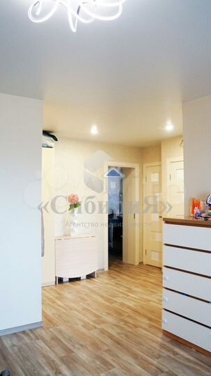 2-к. квартира, 53 м², 2/5 эт.