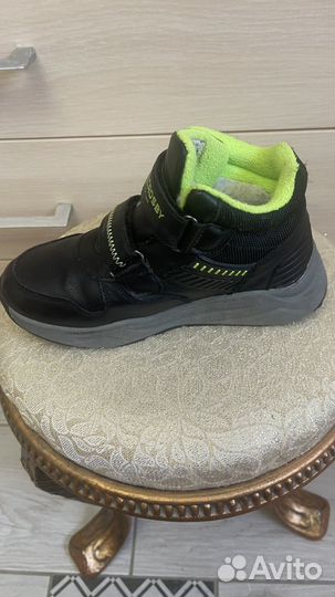 Ботинки зимние детские 32