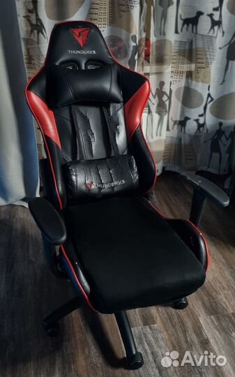 Игровое кресло thunderx3 - красное