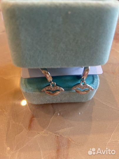 Серьги губы