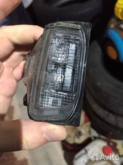 Продам повторитель поворотника Mazda CX-5