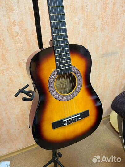 Классическая детская гитара
