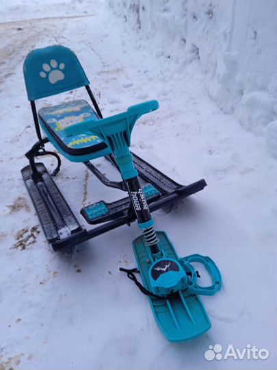 Детский снегокат со спинкой
