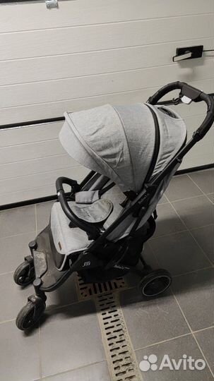 Коляска прогулочная Babalo