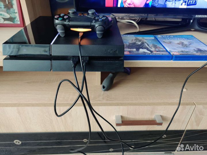 Sony playstation 4