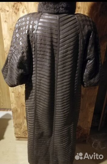 Дубленка женская р. 50