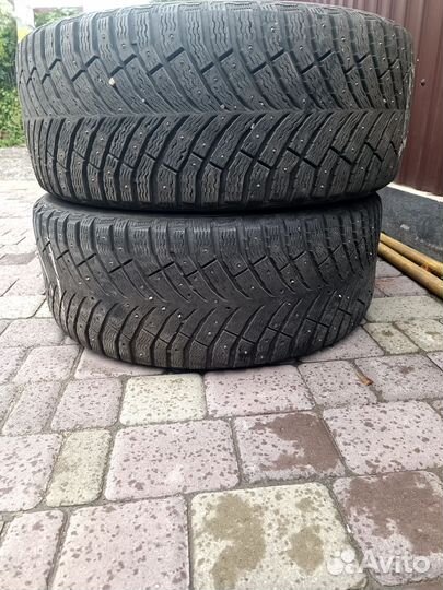 Michelin X-Ice North 4 245/45 R18