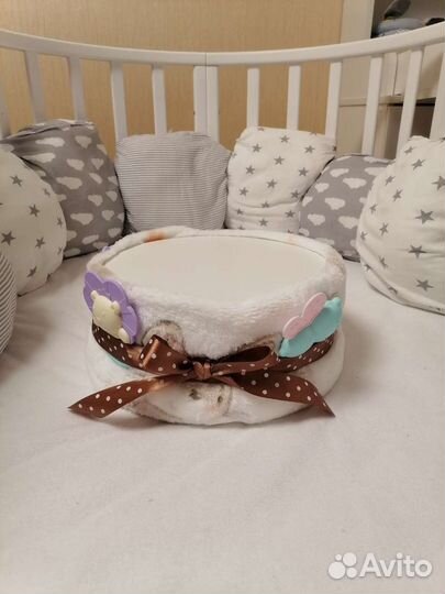 Торт из памперсов, букеты из детского питания