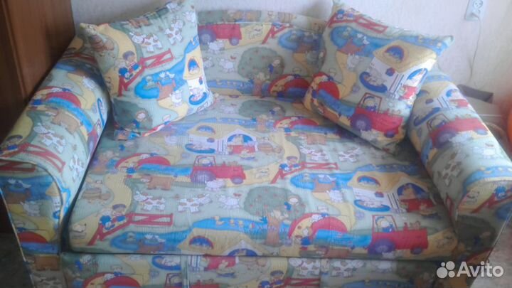 Продам детский раздвижной диван