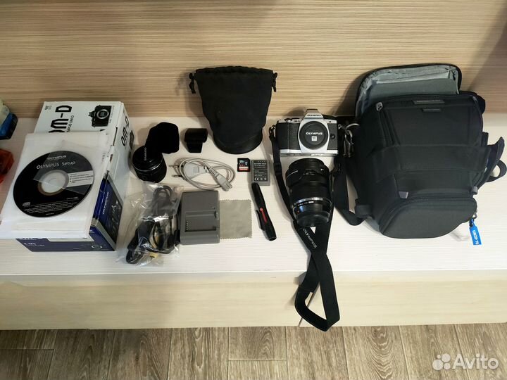 Комплект Olympus om d e m5 + объективы
