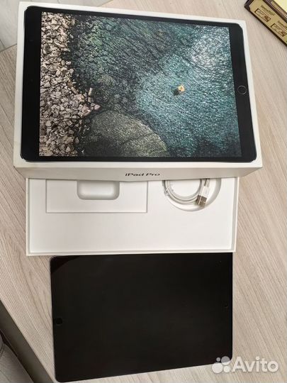 iPad pro 10.5 WiFi+cellular 64gb