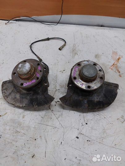 Поворотный кулак Opel Omega B