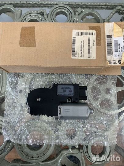 Мотор привода люка VW Passat B7 B8 2012-2021