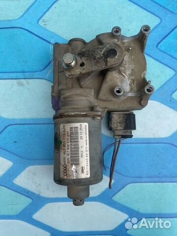 Моторчик стеклоочистителя передний 4l1955119a