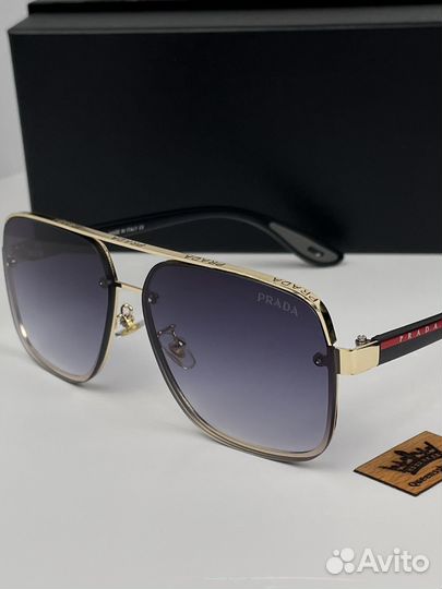 Солнцезащитные очки prada