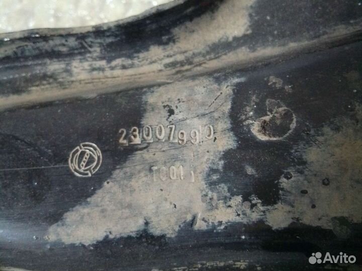 Рычаг подвески перед право Fiat Doblo 3C 1.4