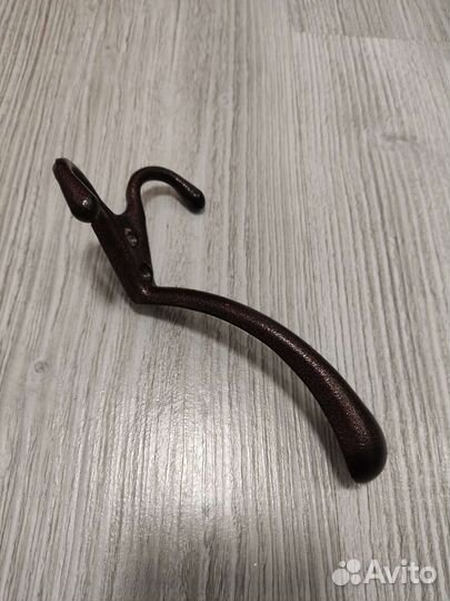 Крючок настенный