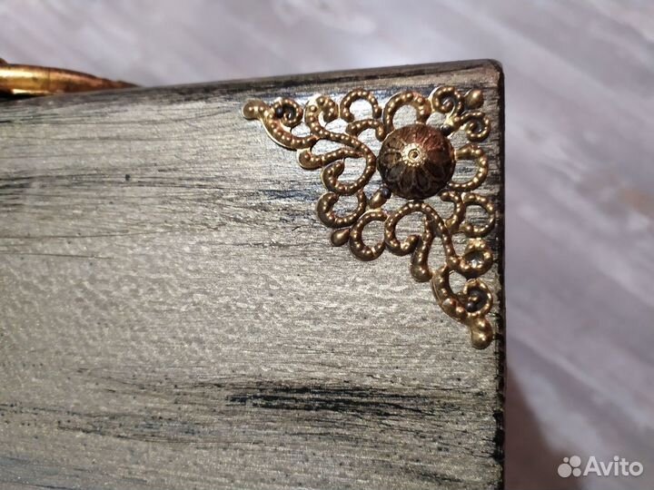 Сундук павлин барокко