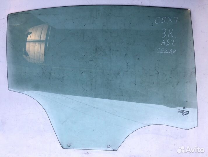 Стекло двери задней правой Citroen C5 Ситроен С5