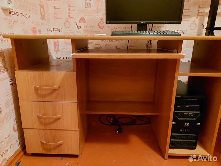 Компьютерный столик бу