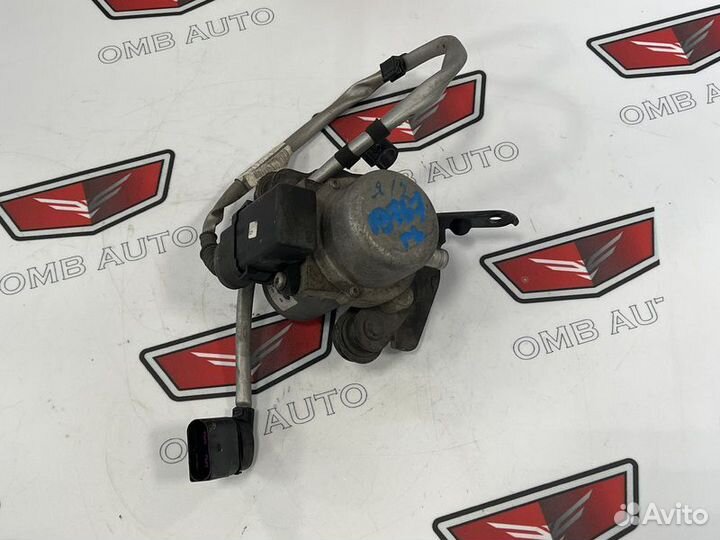 Электро вакуумный насос тормозной системы Гольф 6