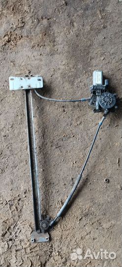 Стеклоподъемник передний правый Renault Scenic 1