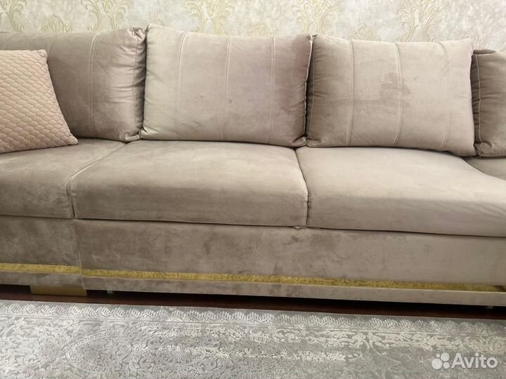 Угловой диван