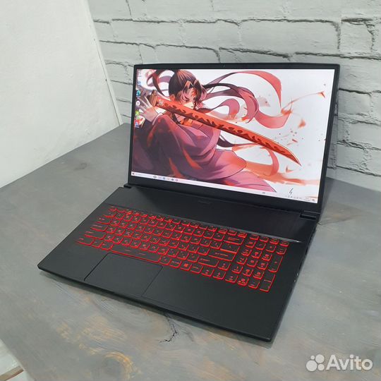 Игровой MSI 17.3