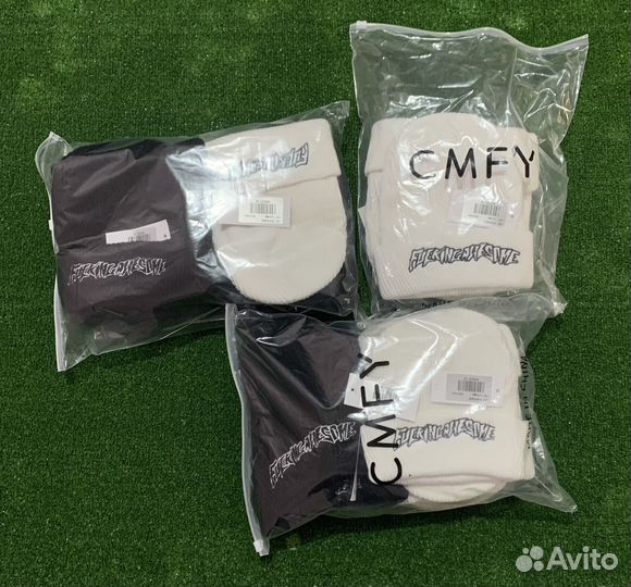 Шапка fuckingawesome