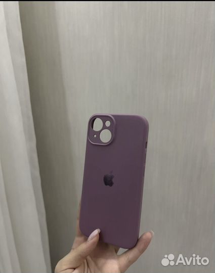 Чехол на iPhone 14