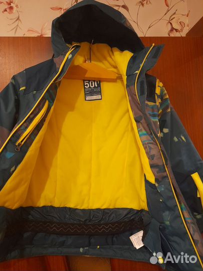 Куртка весенняя