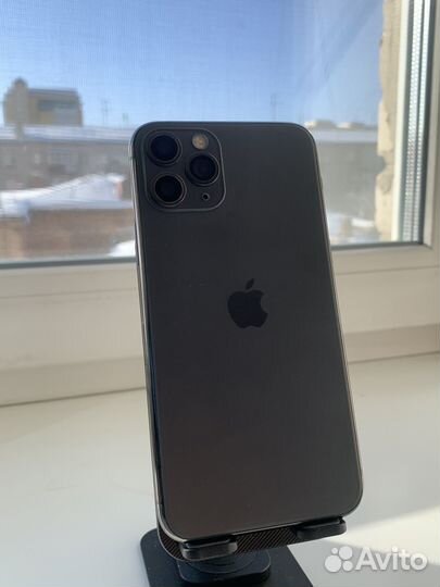 iPhone 11 Pro, 64 ГБ