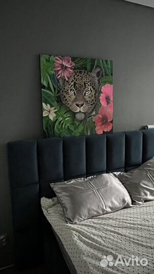 Картина акрил на планшете 75на 75