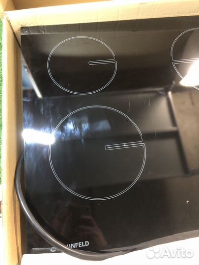 Электрическая варочная панель Maunfeld