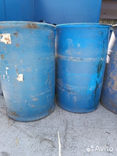 Бочка пластиковая 227 бу