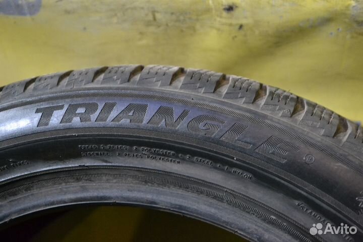 Triangle Snowlink TWT02 215/50 R17