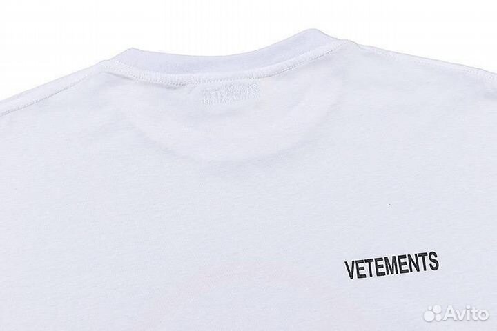 Футболка vetements