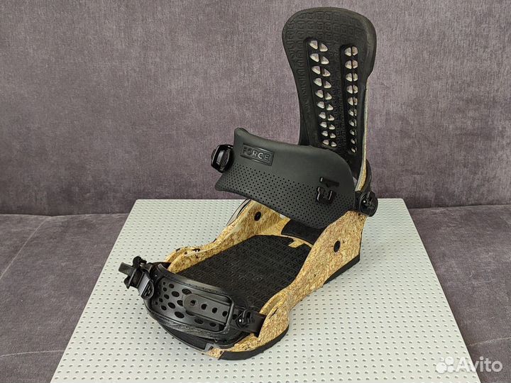 Крепления для сноуборда union force L