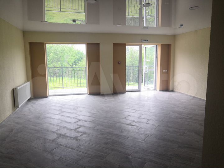 Свободного назначения, 70 м²