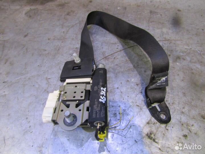 Ремень безопасности с пиропатроном Mercedes Benz